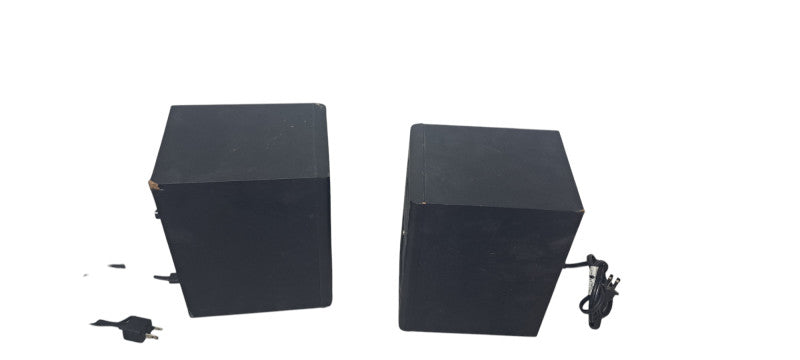 Pair of Fostex PM0.4 Studio Speakers | READ