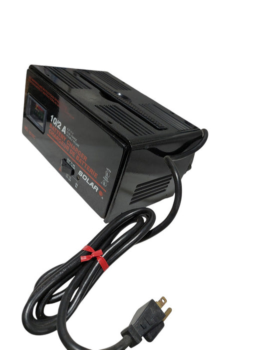 Vintage SOLAR 10/2A Battery Charger 6 & 12 Volt Model: 1010C =