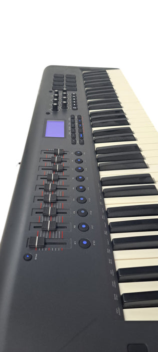 M-Audio Axiom 61 USB Keyboard | READ