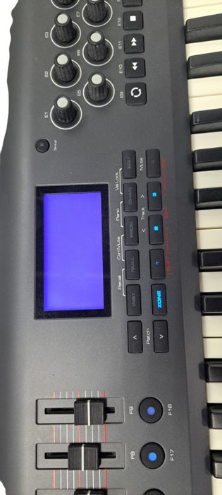 M-Audio Axiom 61 USB Keyboard | READ