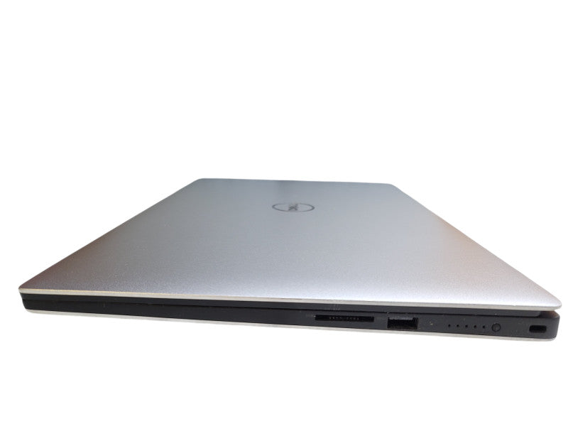 Dell XPS 15 9560 i7-7700HQ 16GB DDR4 GTX 1050 256GB SSD  β Lap200