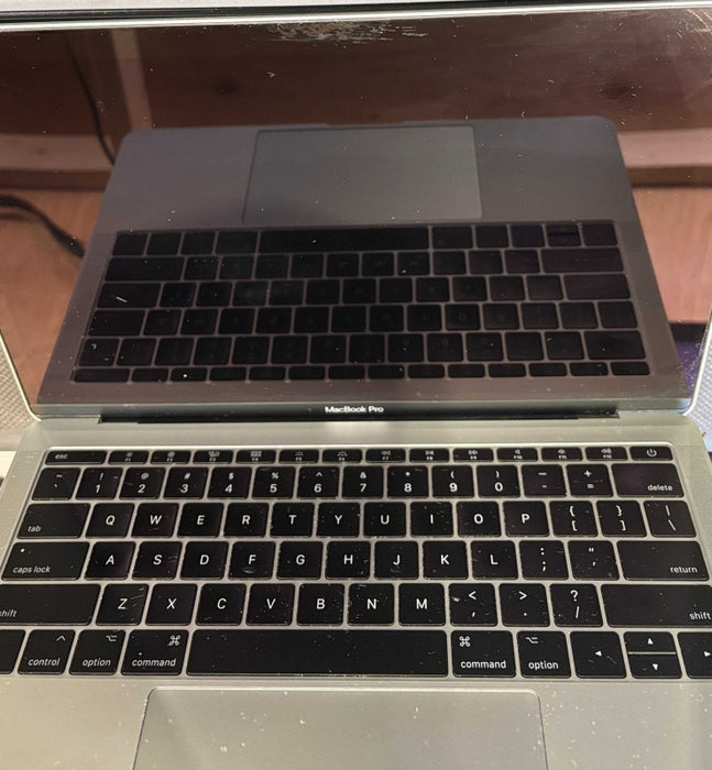 Apple MacBook Pro 13" 2017 i5-7360U 8GB 256SSD No Power Adapter READ!