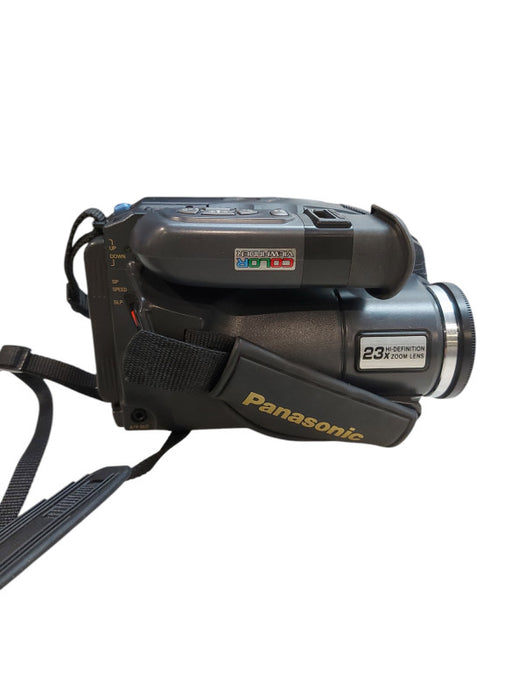 Panasonic PV-A208D-K Black VHS-C 23X Hi-Definition Zoom Lens Camcorder&bag