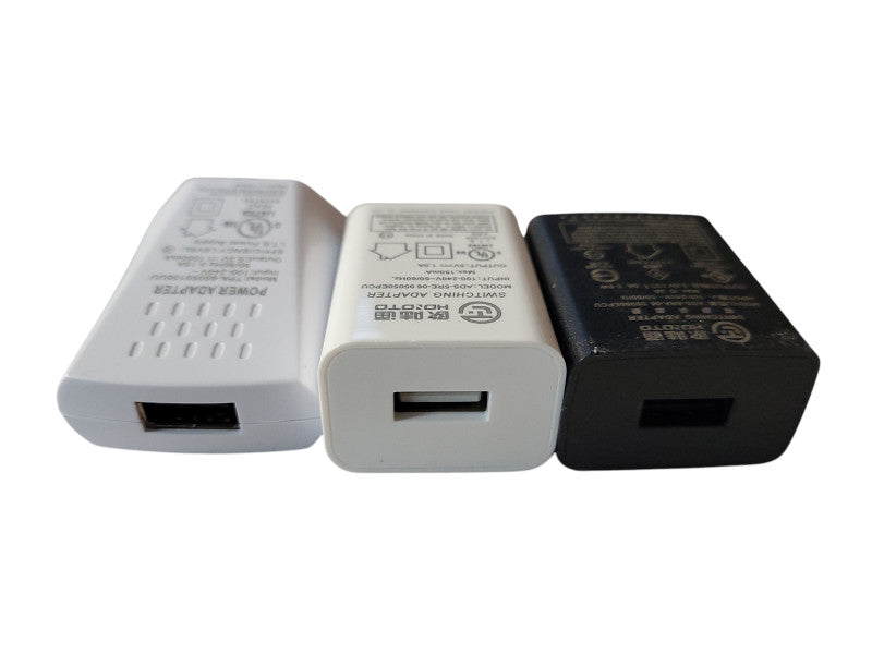Assorted USB Power adapter 55.9lb/25.3kg $