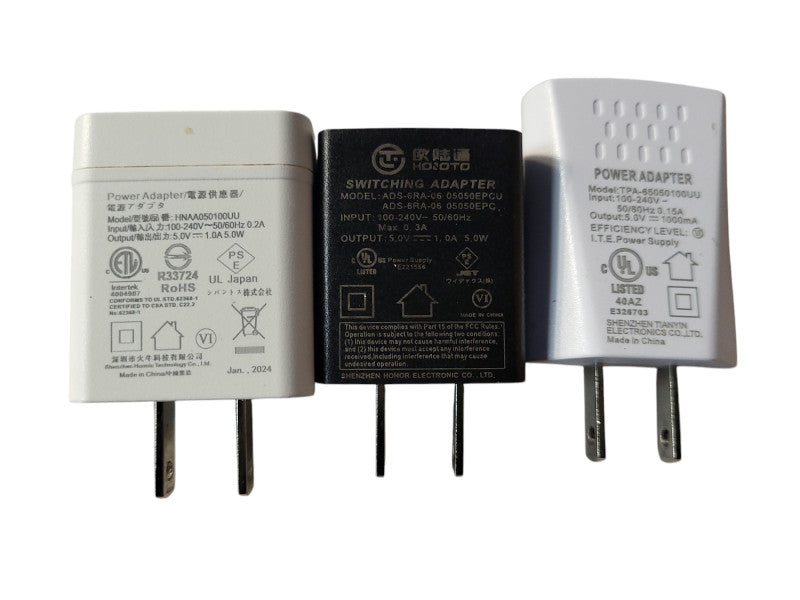 Assorted USB Power adapter 55.9lb/25.3kg $