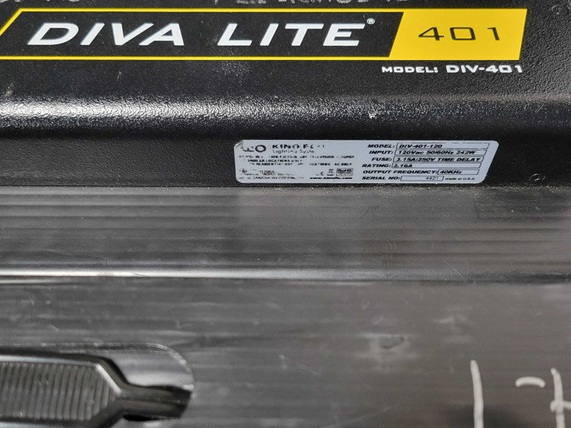 Kino Flo Diva-Lite 401 Travel Kit With Travel Case, READ _