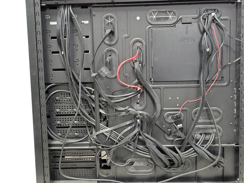 Corsair computer Full Tower ATX Case  with 750W PSU, Glass side cover _