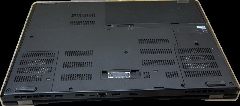Lenovo ThinkPad P50 i7-6700HQ QUADRO M2000M 32GB RAM 512SSD FRENCH KEYBOARD  Lap200