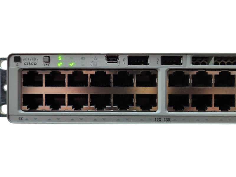 Cisco Catalyst C9200-48P-E 48-port PoE+ Switch w/ 1x PWR-C5-1KWAC