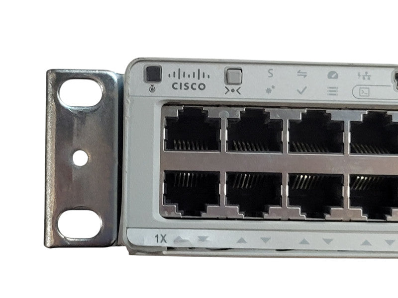 Cisco Catalyst C9200-48P-E V01 48-port PoE+ Switch (NO POWER SUPPLY) %