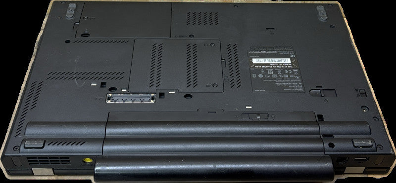 Lenovo ThinkPad W520 i7-2820QM QUADRO 1000M 2GB GPU  12GB RAM 256GBSSD  Lap200