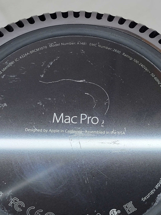 2013 Apple Mac Pro A1481 16GB RAM 256GB SSD (READ) %