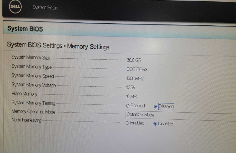 Dell PowerEdge R620 2x Xeon E5-2650 0 30GB DDR3 PERC H710P Mini 750W PSU