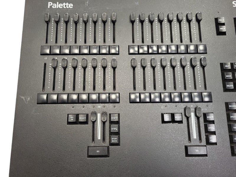 StrandLighting Philips Classic Palette 150  $