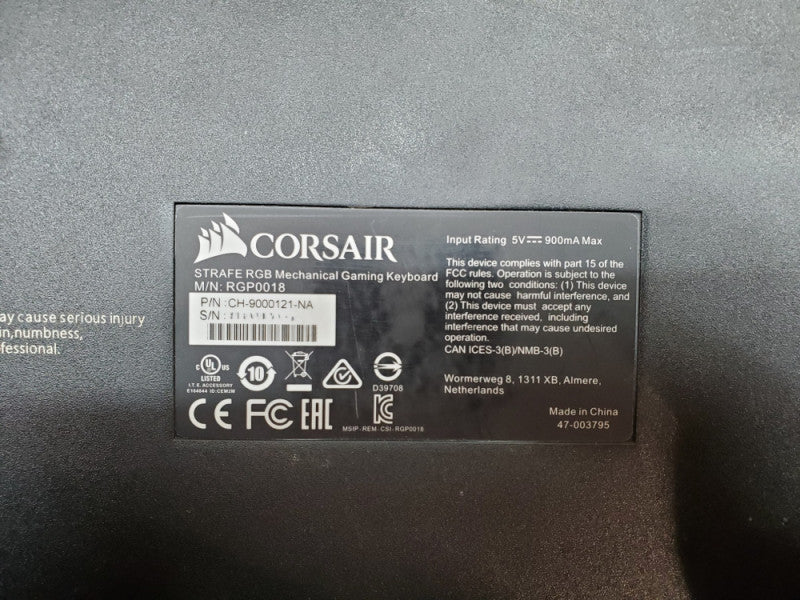 Corsair Strafe RGB Mechanical Gaming Keyboard RGP0018 *READ*