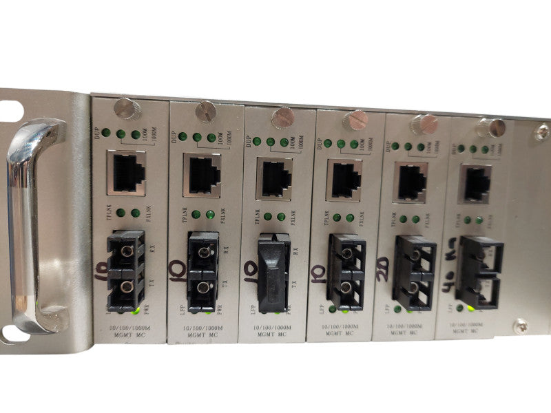 16 Input Manageable Media Converter Rack SPM-CR16A =