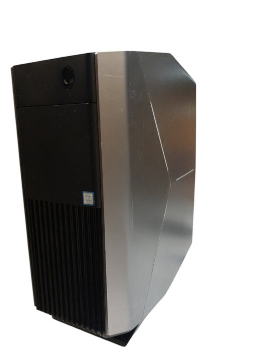 Custom Tower PC IPKBL-SC i5-7600K 3.8 GHz 32 GB NO HDD