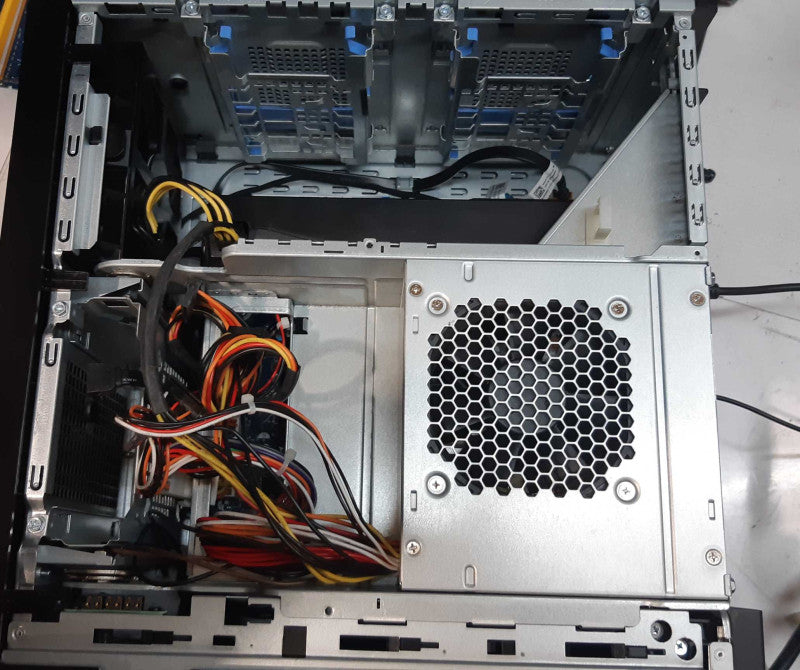 Custom Tower PC IPKBL-SC i5-7600K 3.8 GHz 32 GB NO HDD