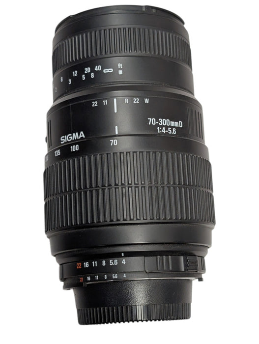 Nikon Sigma 70-300mm Macro Lens READ  -