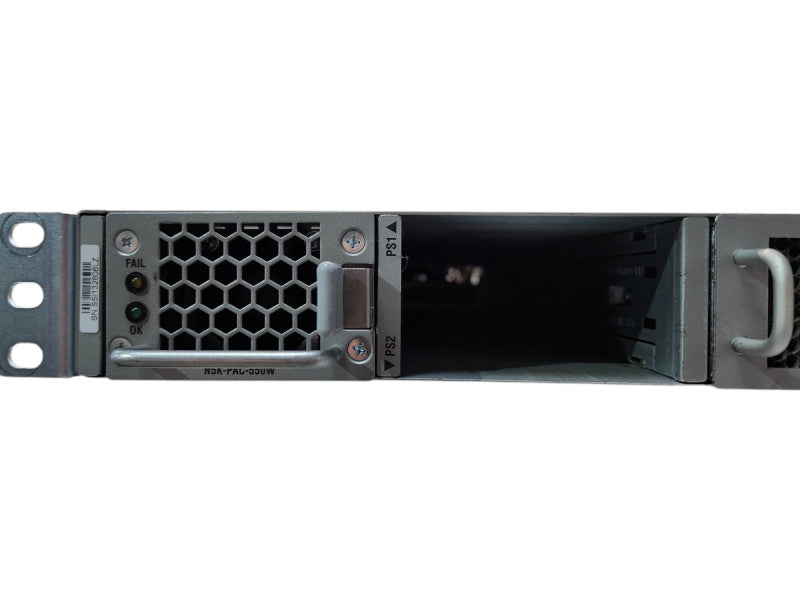 Cisco N5K-C5010P-BF v03, 20x 10GE w/ N5K-M1404 8x 10GE, 1x PSU