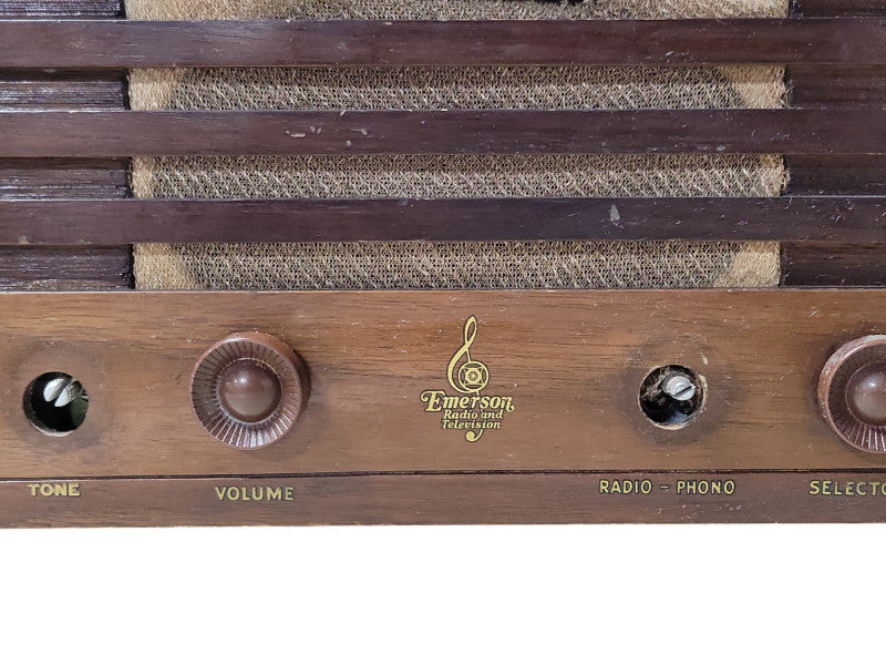 vintage Emerson Radio WOOD TABLE Radio, READ _