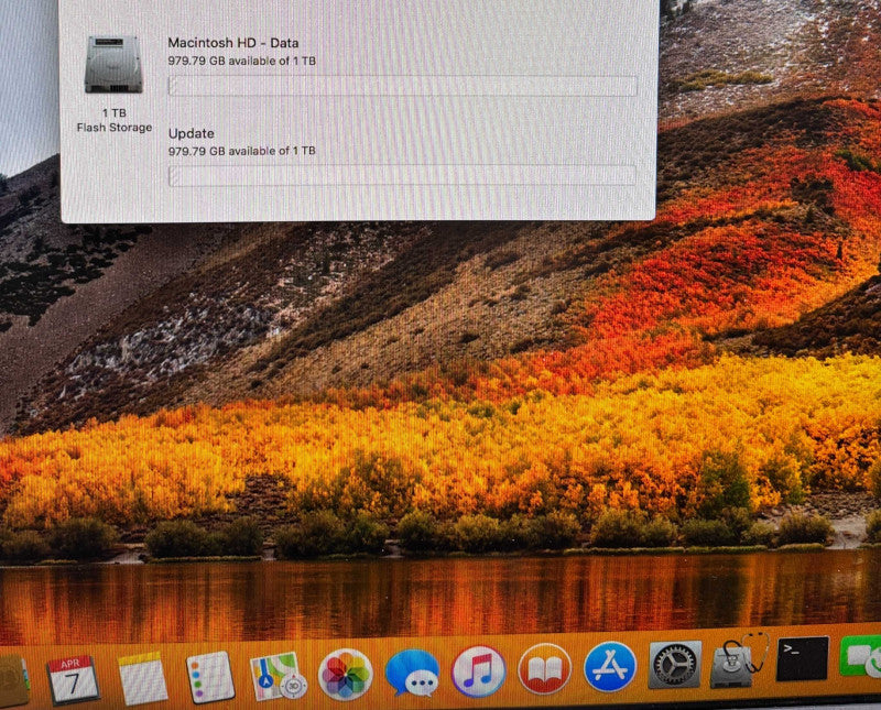 Apple Mac Pro Late 2013 Xeon E5-1650  FirePro D500 3GB GPU 32GB RAM 1TB SSD