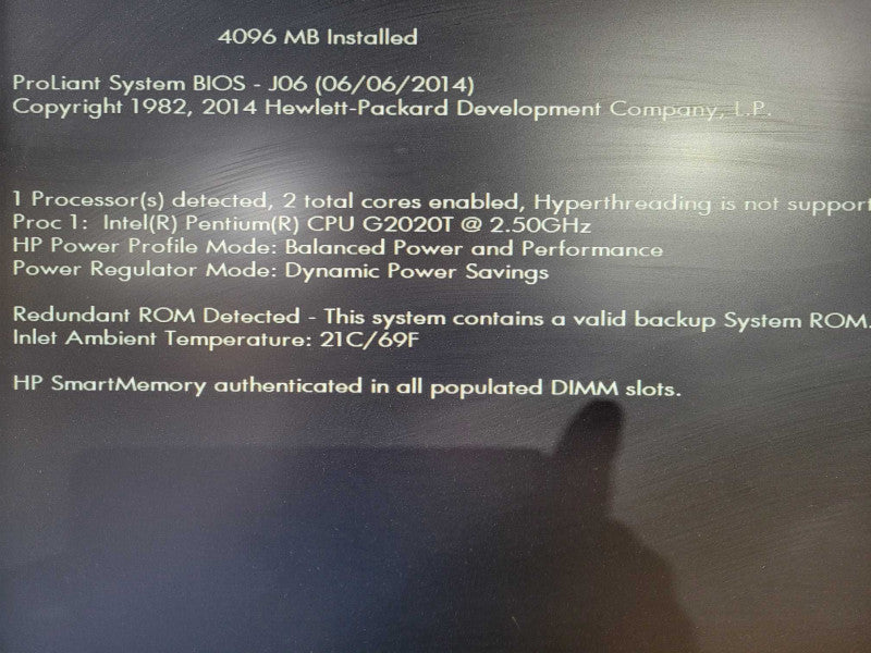 HP ProLiant MicroServer Gen8 | Pentium G2020T @2.50GHz, 4GB Ram, B120i RAID !