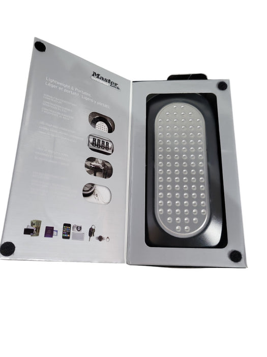 Master Lock Portable Small Lock Box !
