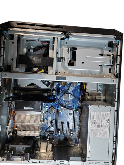 HP Z2 SFF G4 Workstation  Xeon E - 2144G @ 3.80GHz 16GB DDR4 Ram θ