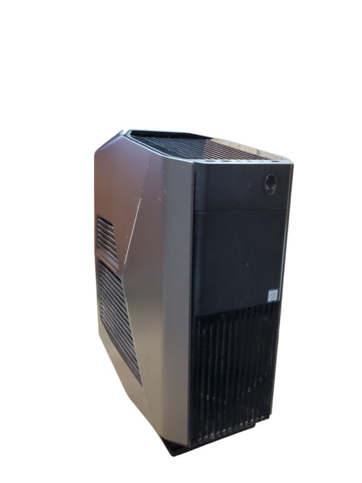 Dell Alienware Aurora R8  i7-9700K CPU@3.6GHz 16GB RAM EVGA GTX 790 4GB