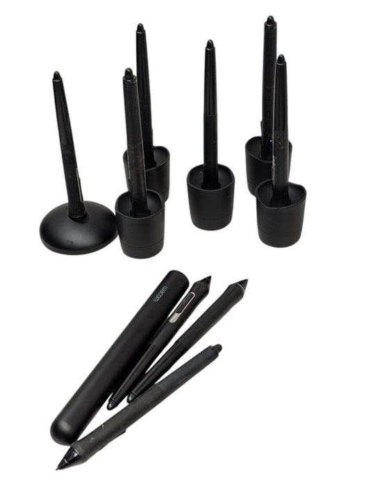Assorted Wacom Fountain Pens 9x Pens and 6x Pen Holders    -