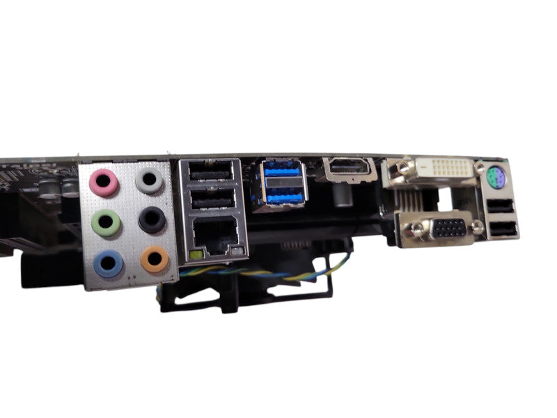 Gigabyte GA-B85M-D3H motherboard  w/ intel i5-4430 @ 3.00GHz 8GB RAM _