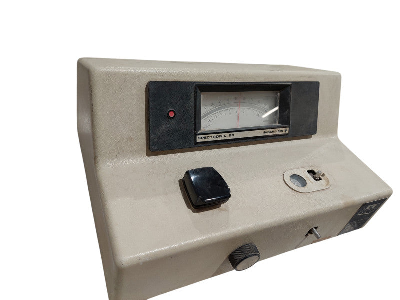 Bausch & Lomb Spectronic 20 Visual Spectrometer  =