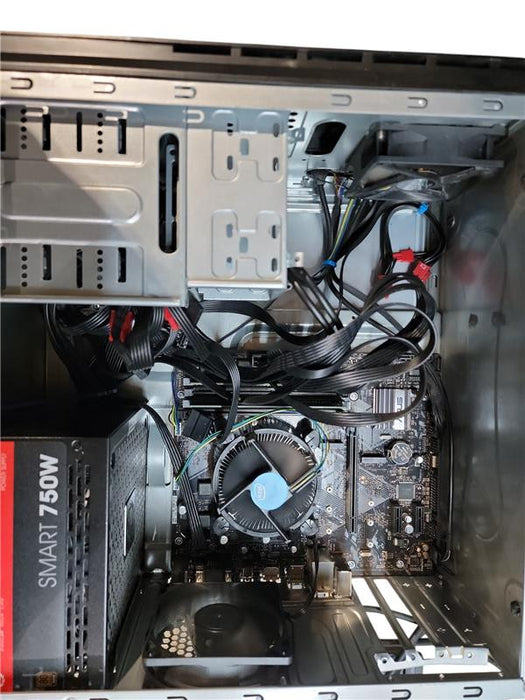 Custom PC  Prime B360M - A i5 - 8400 @ 2.80GHz 16GB DDR4 Ram  θ