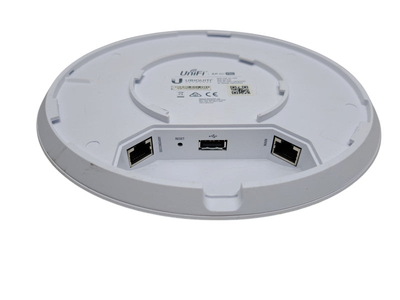 Ubiquiti Networks UAP-AC-PRO 1300Mbps AC Wireless Access Point