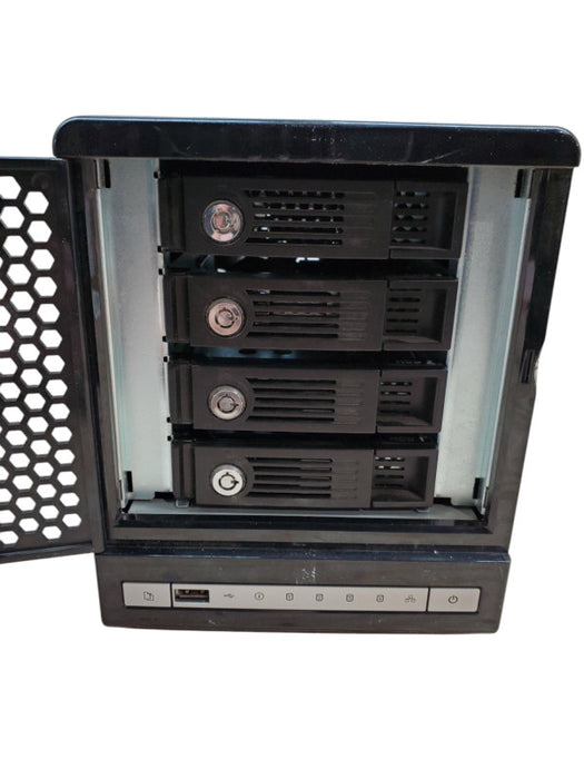 QNAP TS-409 Pro 4-Bay NAS - No HDD *READ*