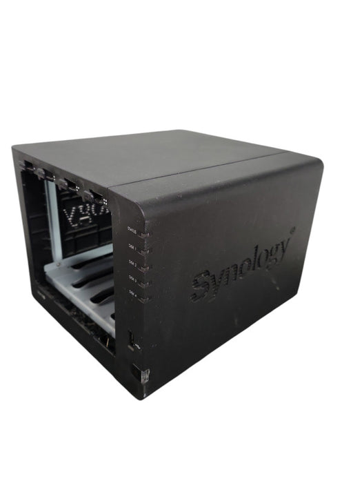 Synology DiskStation DS415+ 4-Bay NAS READ !