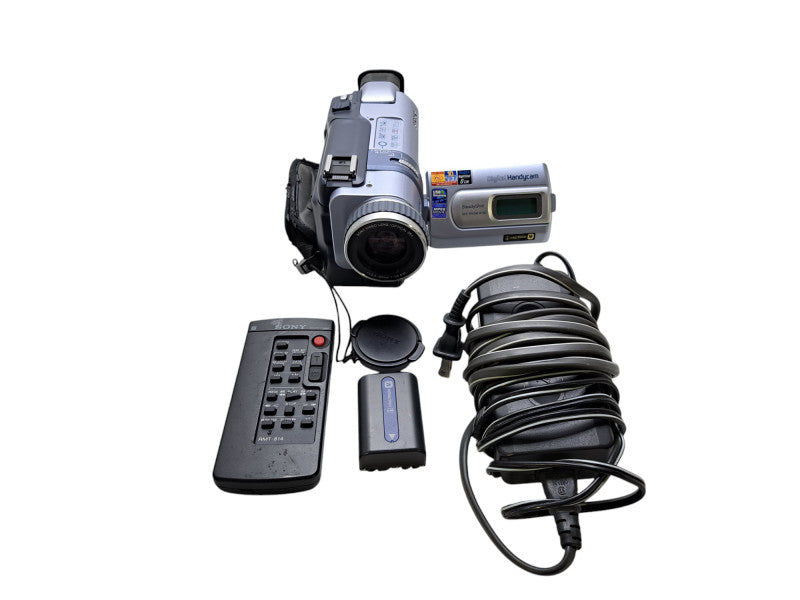 Sony DCR-TRV340 Digital8 Hi8 8mm Video8 Camcorder w/ Accessories *READ*