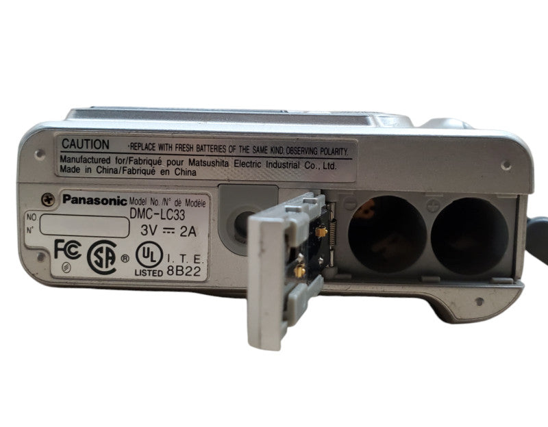 Panasonic DMC-LC33 3.2MP Digital Camera *READ*