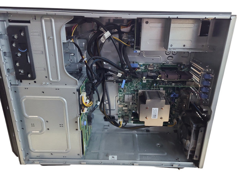 Dell PowerEdge T330 - 1x Xeon E3-1230 v5 | 32GB | PERC H730 Adapter