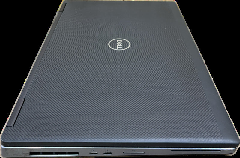 Dell Precision 7740 i7-9750H RTX4000 8GB GPU 64GB RAM 256GB SSD French Keyboard