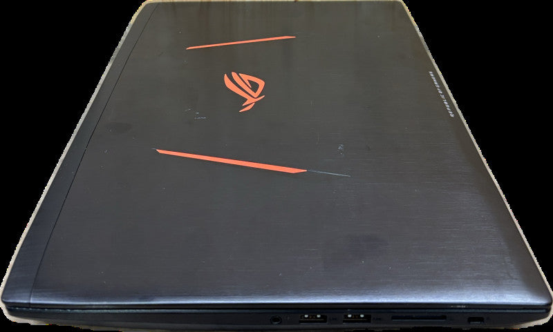 Asus  ROG STRIX GL502V i7-6700HQ GTX1070 8GB GPU 16GB 256SSD Faulty Battery
