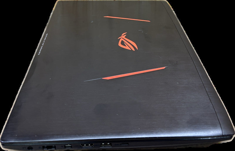 Asus  ROG STRIX GL502V i7-6700HQ GTX1070 8GB GPU 16GB 256SSD Faulty Battery