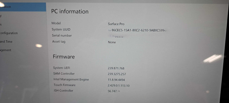Microsoft Surface Pro 1807|i5-7300U|8GB RAM|256GB SSD|W/Keyboard & Case Q