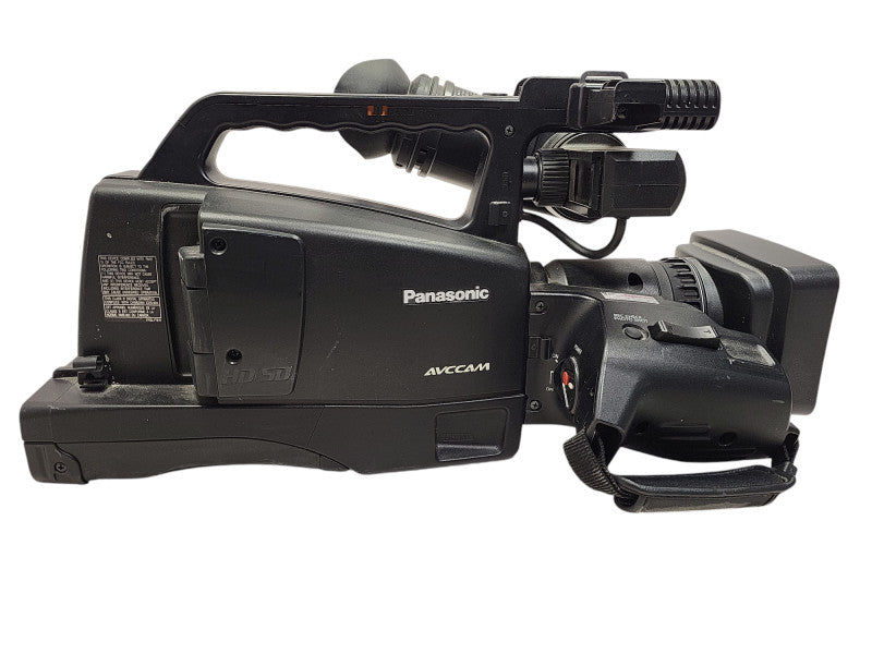 Panasonic AG-HMC80P 3MOS AVCCAM HD Shoulder Mount Camcorder READ $
