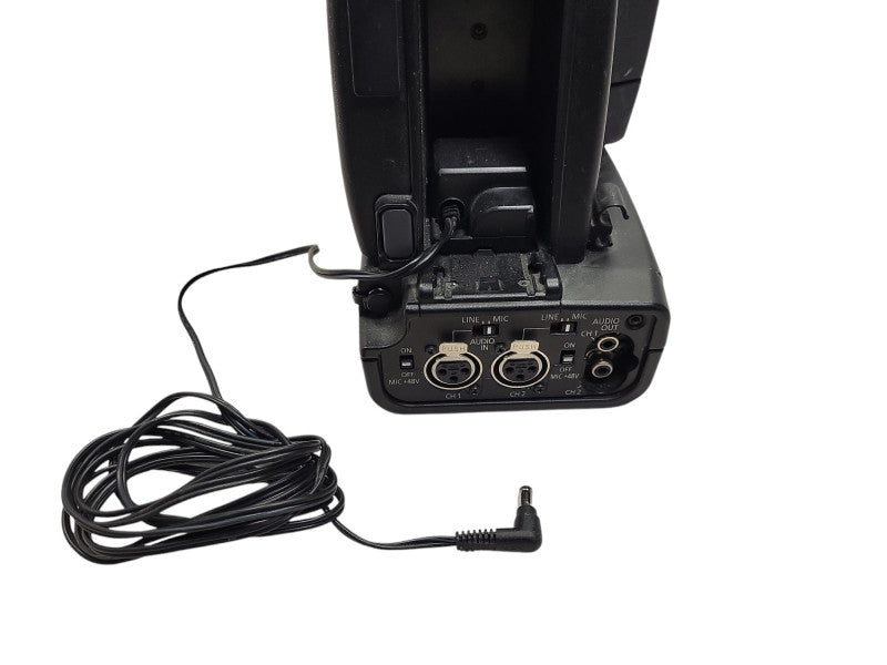 Panasonic AG-HMC80P 3MOS AVCCAM HD Shoulder Mount Camcorder READ $