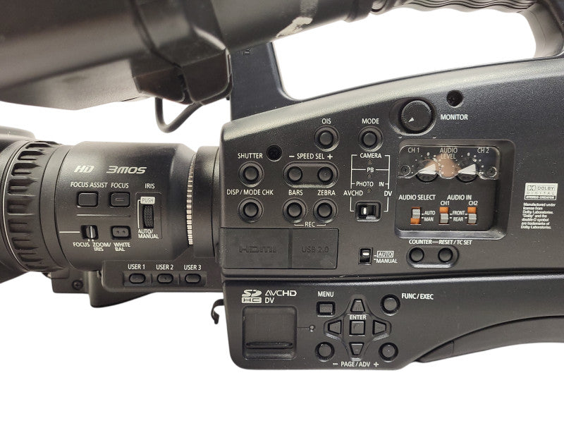 Panasonic AG-HMC80P 3MOS AVCCAM HD Shoulder Mount Camcorder READ $