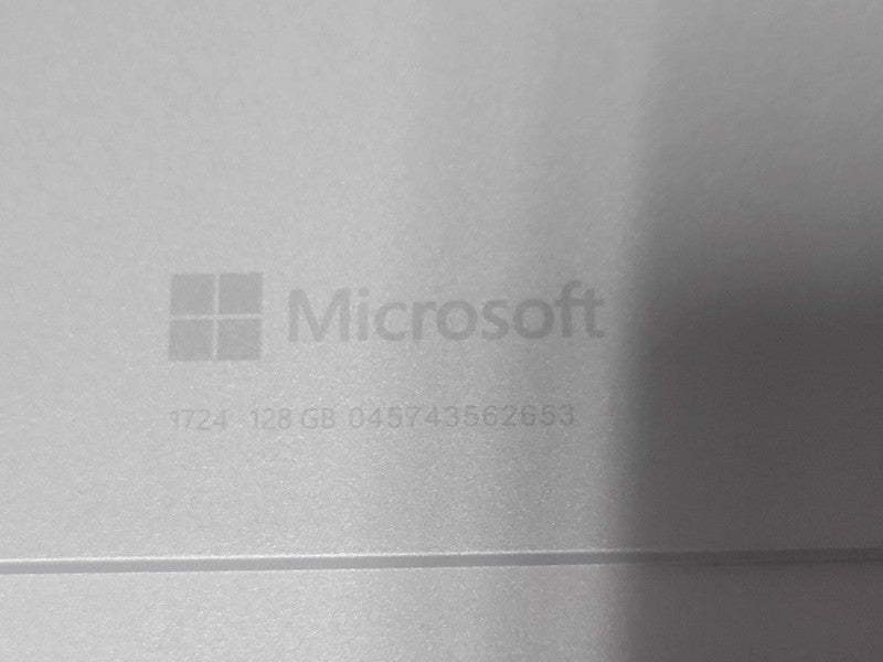 Microsoft Surface Pro 4 Core i5-6300 2.40GHz, 4GB RAM, 128GB SSD *READ* _ Lap200