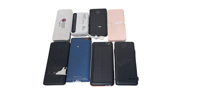 Set of 8x Assorted Power Banks 5000 to 26000mAh