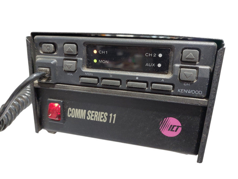 Kenwood Comm Series 2 Base Station & Kenwood KSC-15 Handheld Radio/ Charger =